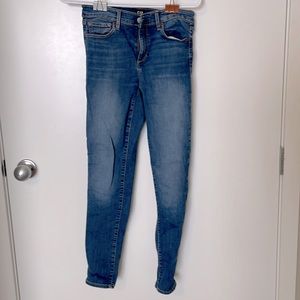 Straight leg GAP denim